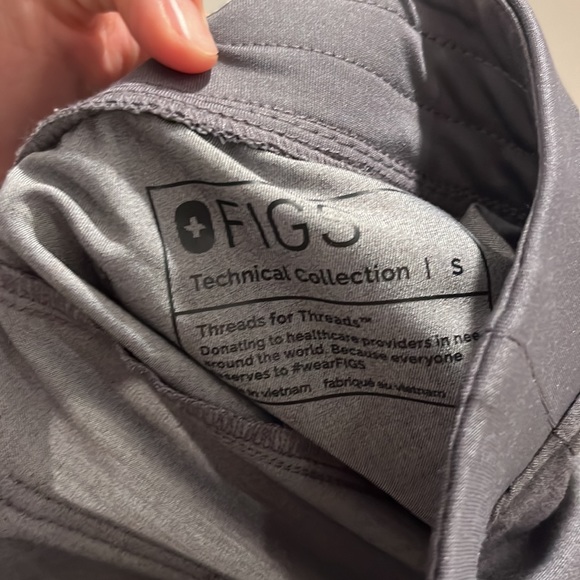 Figs jogger scrub bottoms - Picture 3 of 3